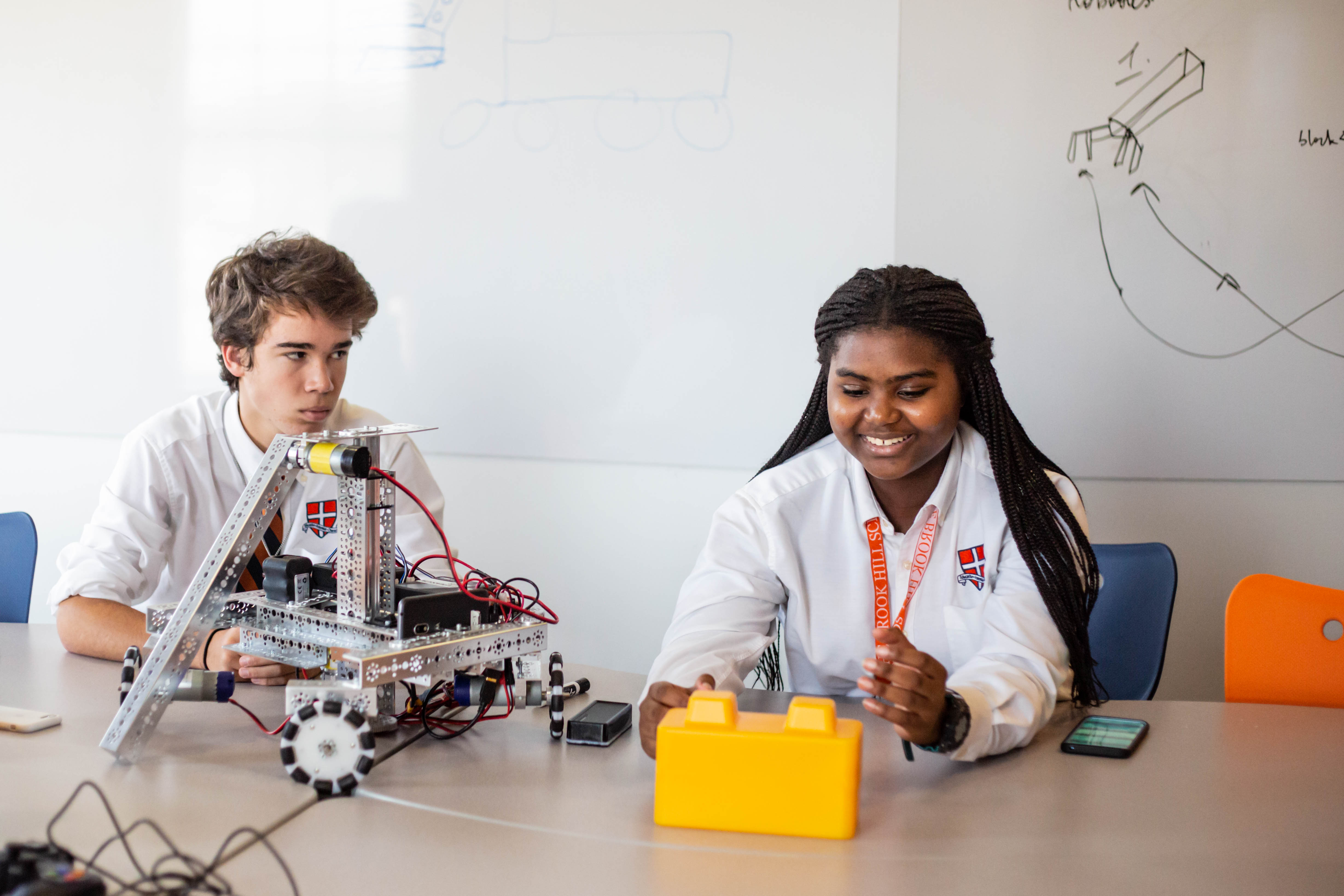 ROBOTICS CLASS COLLABORATES IN THE IDEA LAB | Brook Hill School | Tyler, TX